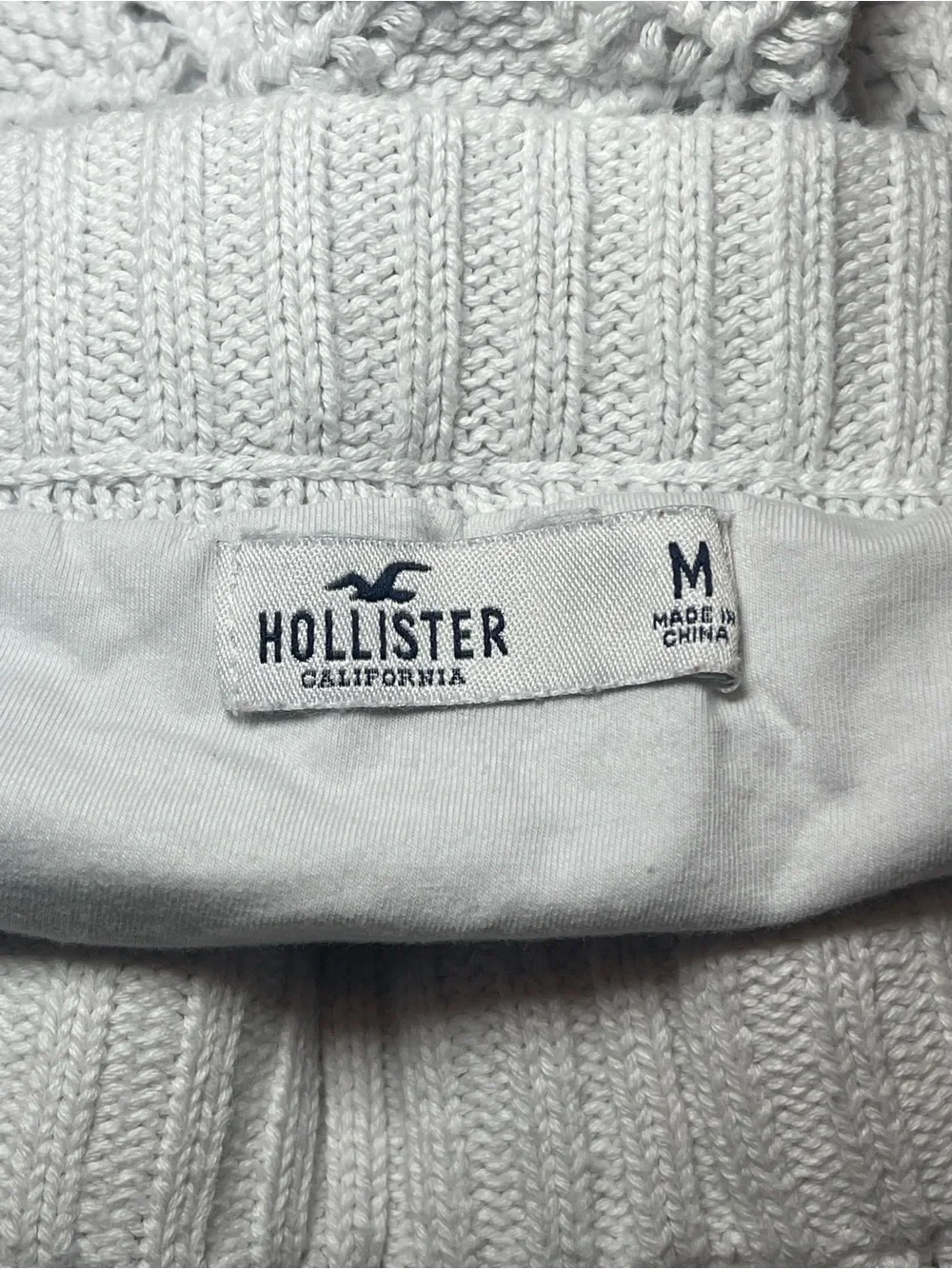 Hollister Women's White Crochet Knit Mini Skirt Size
Medium Double Layer Lined - Picture 5 of 7